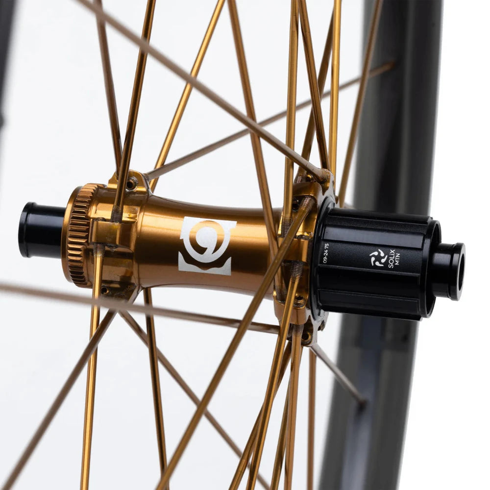 Solix - Whisp Carbon Rear Wheel