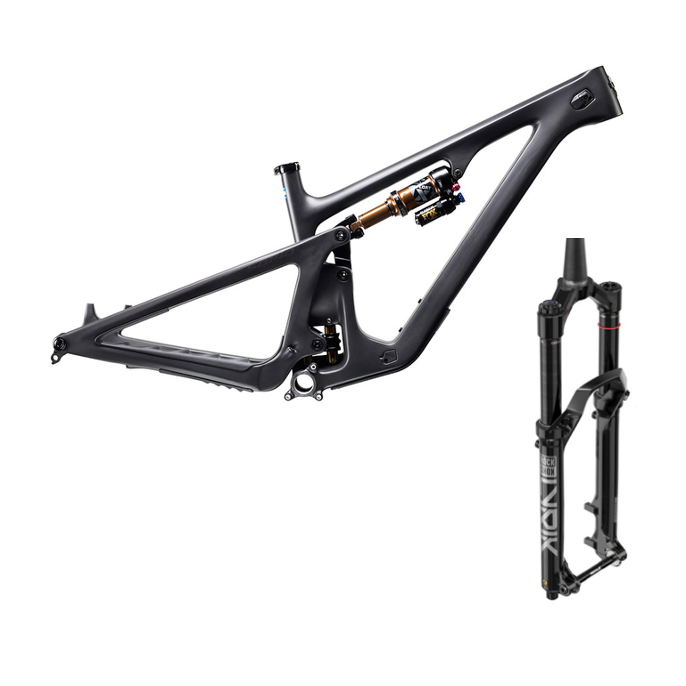 SB140 Medium Black Frame + Lyrik Ultimate RC2 (150mm Black)